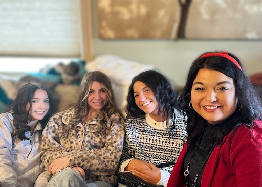 Jessika with her daughters
