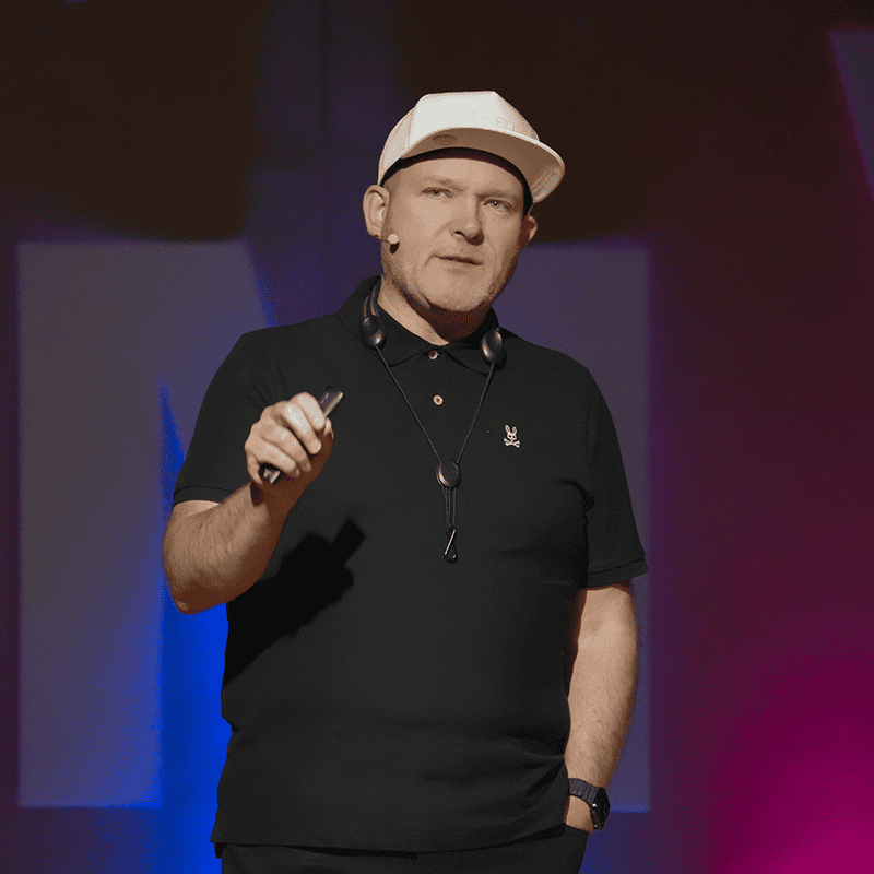 Michael King speaking at SMWL26